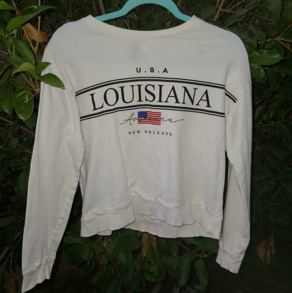 LOUISIANA H&M Divided White Light Sweater New